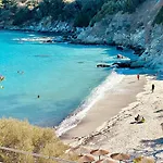 Cycladic * Eretria (Evia)
