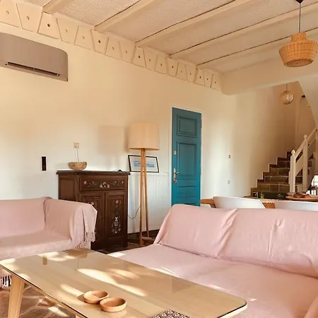 ᑕyᑕᒪᗩᗪiᑕ ᐯiᒪᒪᗩ * 埃雷特里亚