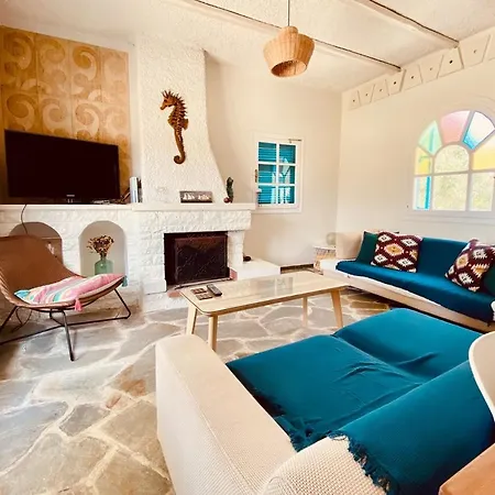 ᑕyᑕᒪᗩᗪiᑕ ᐯiᒪᒪᗩ 别墅 埃雷特里亚